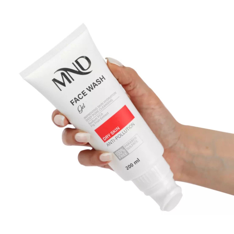 ژل شستشوی صورت مناسب پوست خشک 200 میلیلیتر