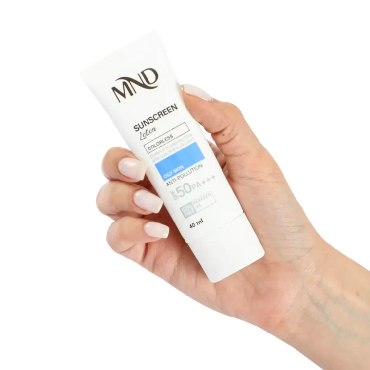 لوسیون ضد آفتاب با فاکتور حفاظتی 50 (SPF 50) مناسب پوست چرب ام ان دی 40 میلیلیتر
