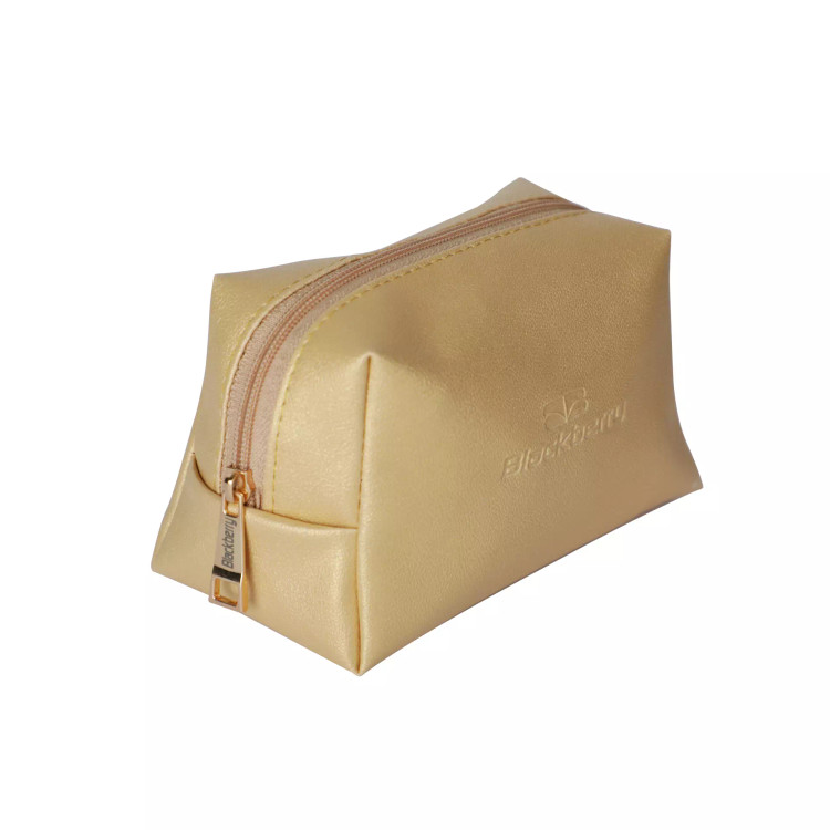 پک سلول بنیادی بلک بری (کرم دور چشم و کرم فوق آبرسان طلا به همراه کیف هدیه )